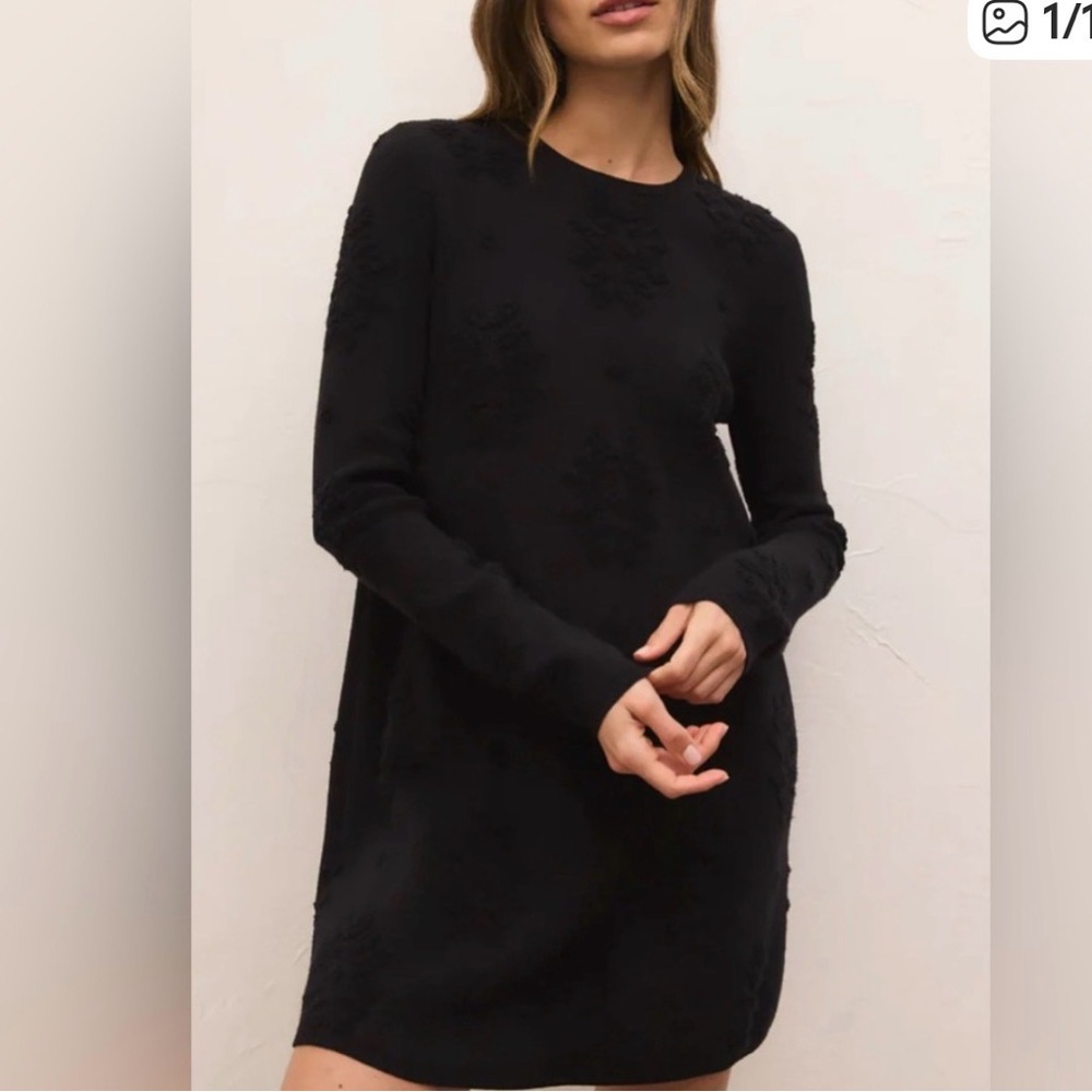 Z Supply Elegant Black Long Sleeve Sweater Dress